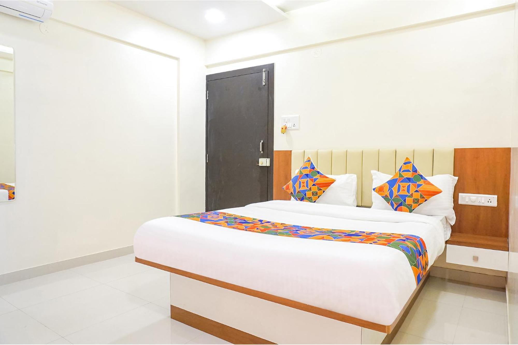 Fabhotel Majestic Luxurious - Nr Rajaram Bhiku Pathare Stadium Pune Extérieur photo