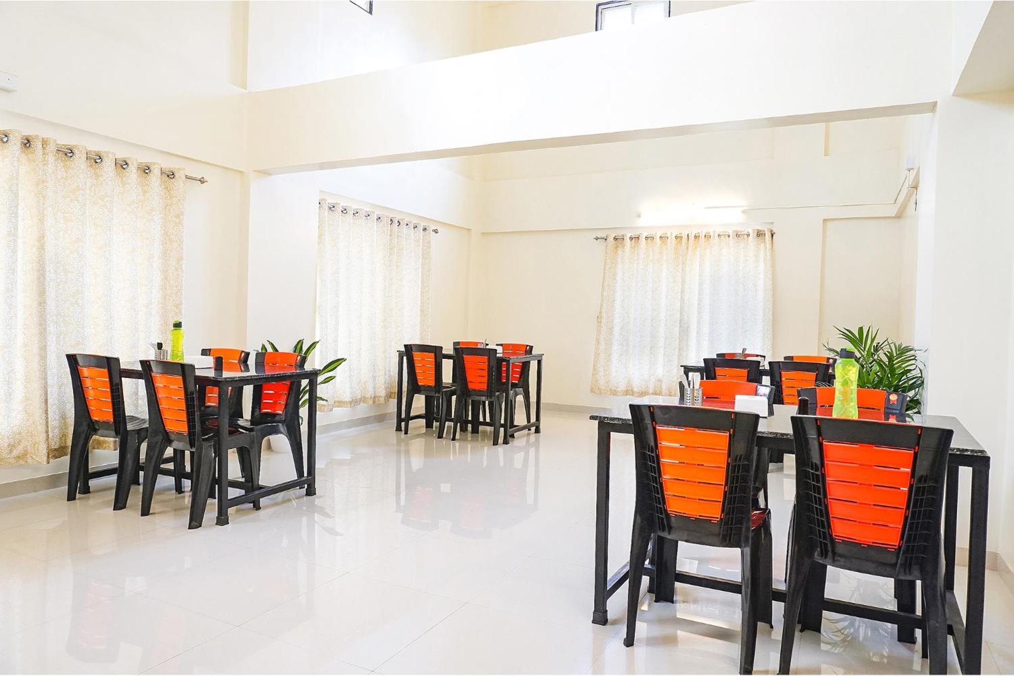 Fabhotel Majestic Luxurious - Nr Rajaram Bhiku Pathare Stadium Pune Extérieur photo