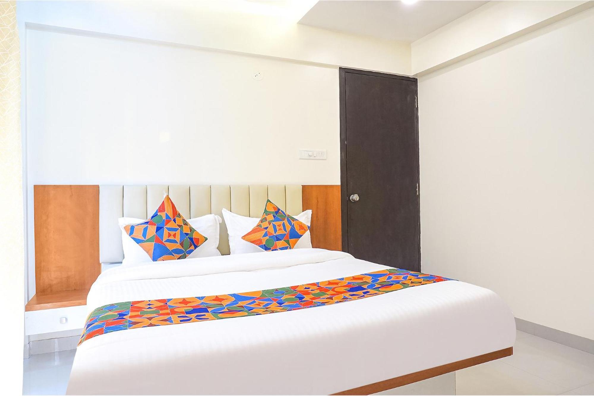 Fabhotel Majestic Luxurious - Nr Rajaram Bhiku Pathare Stadium Pune Extérieur photo